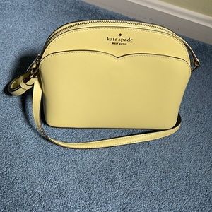 KATE SPADE yellow-green crossbody bag. GREAT condition, GREAT price.